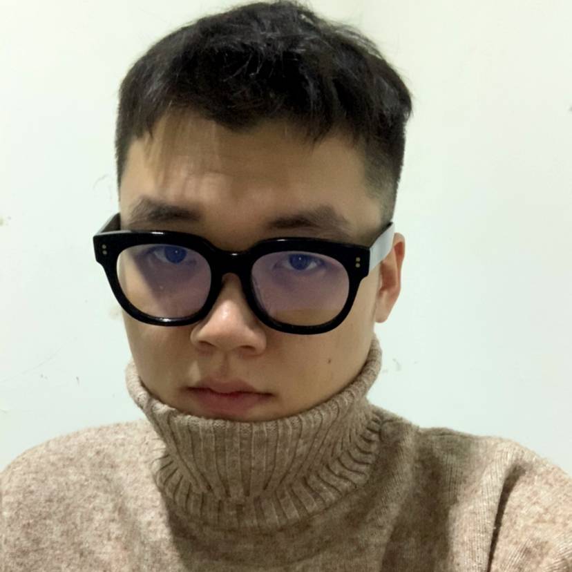 李某意的照片