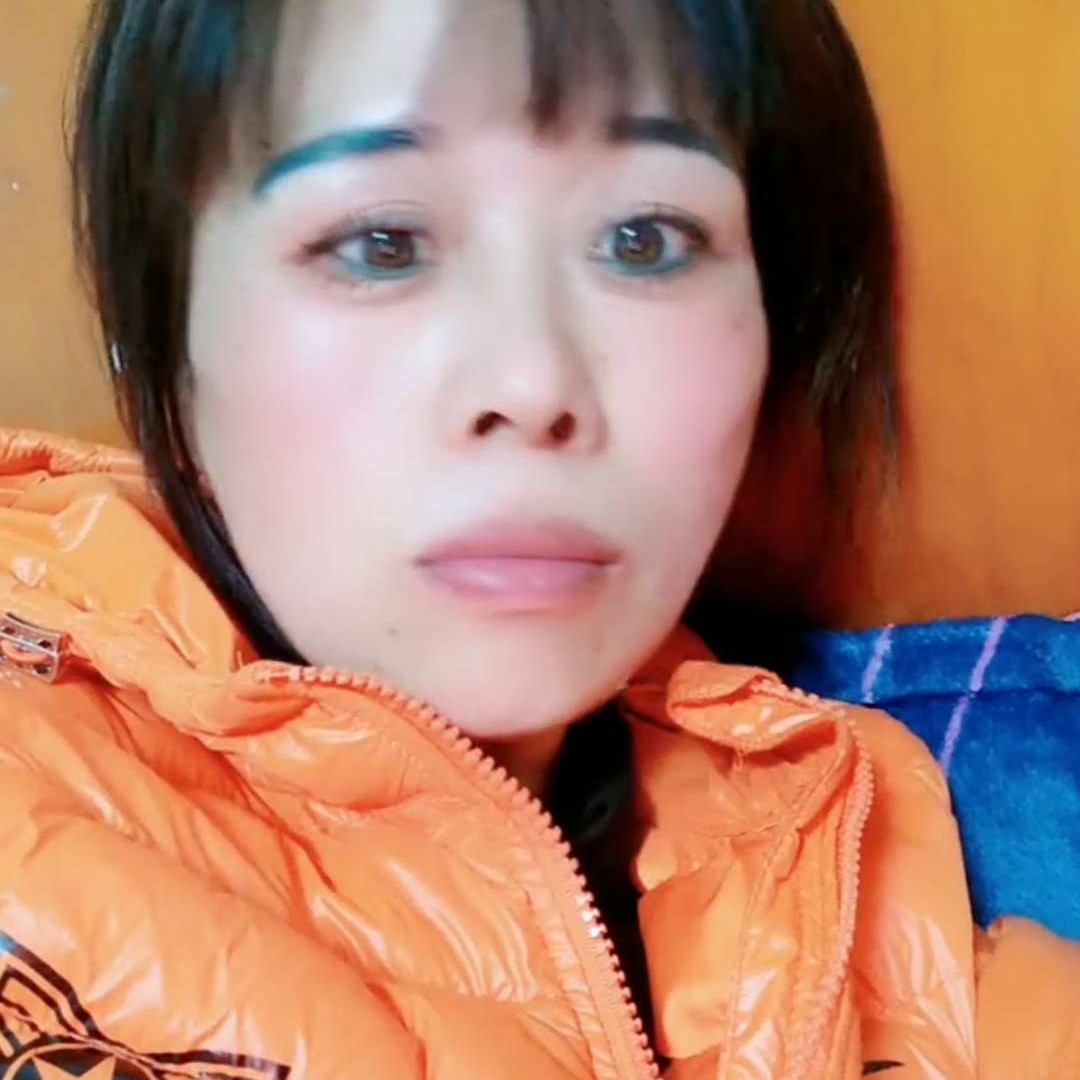 灯泡拿疯狂的照片