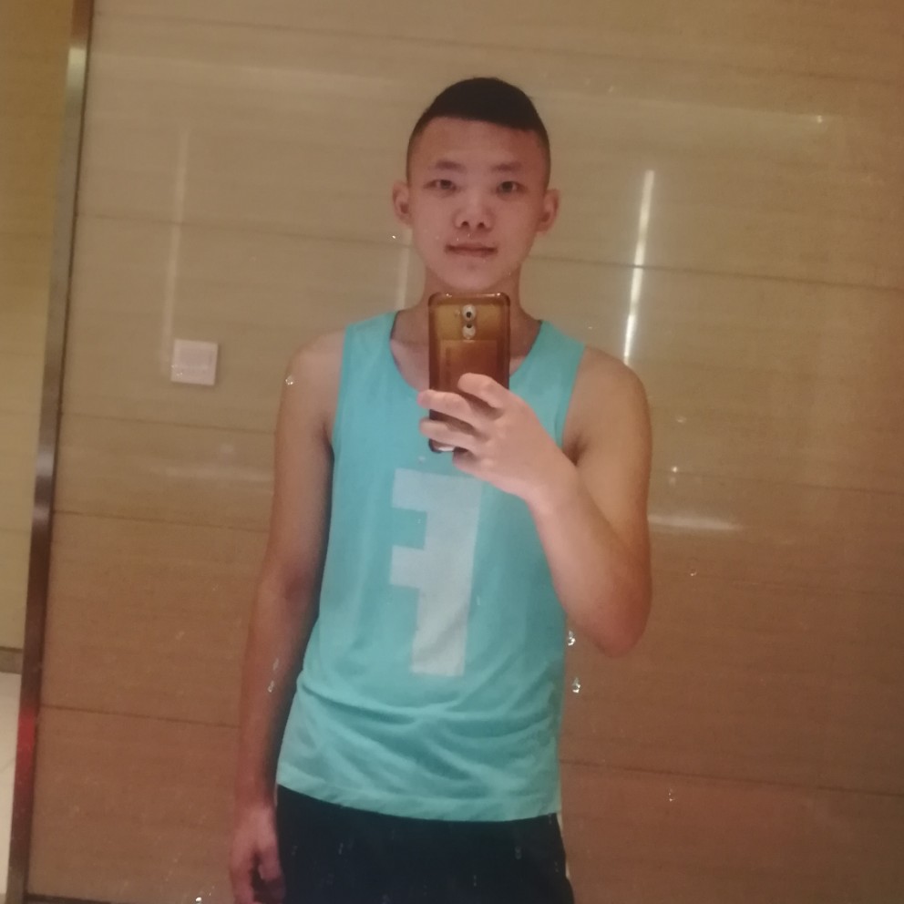 默的默的的照片