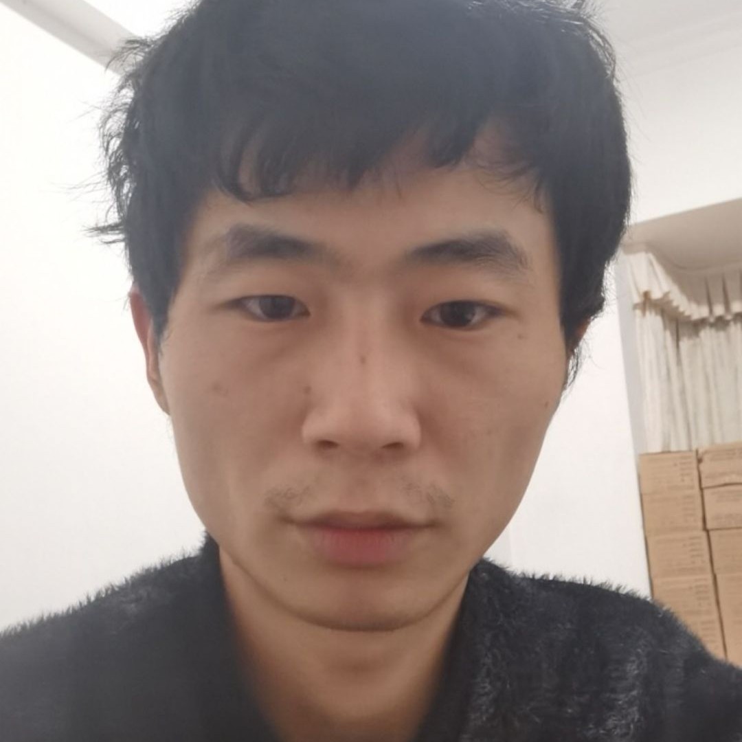 余溫深拥自信的照片