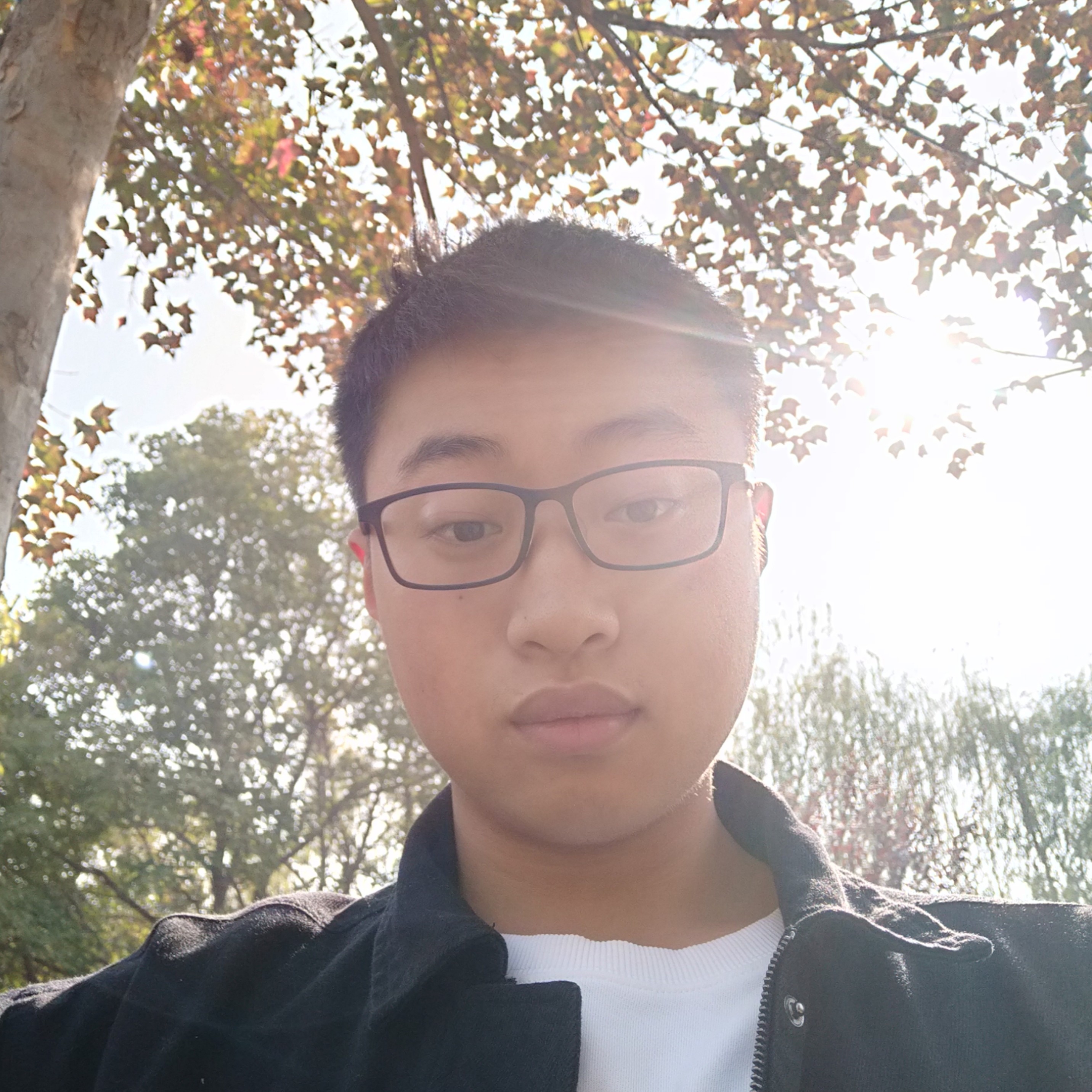 欠你的蹙眉时光的照片
