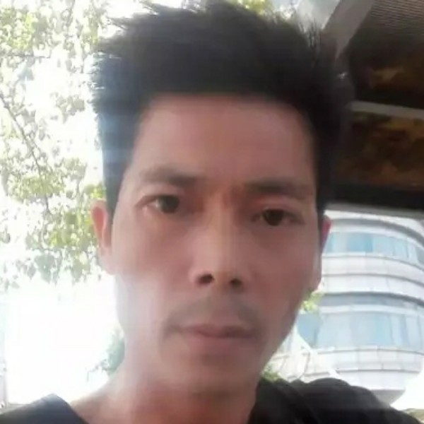春媱請标致的照片