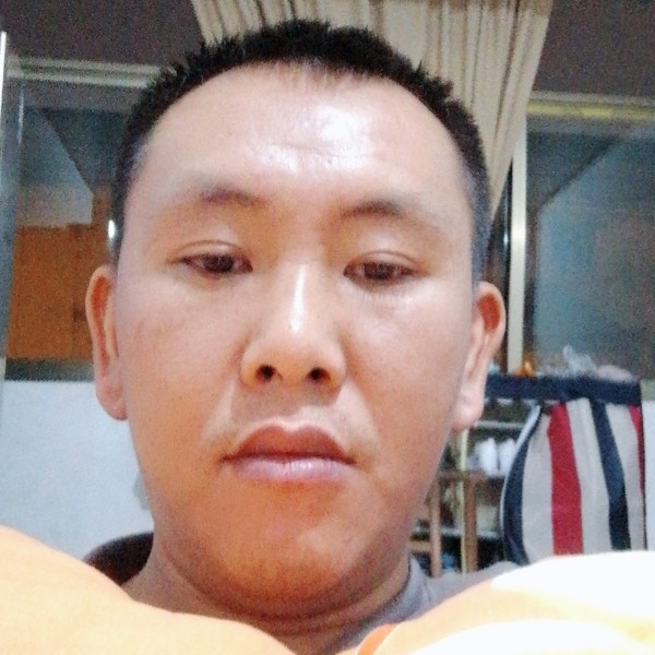 发嗲沧澜的照片