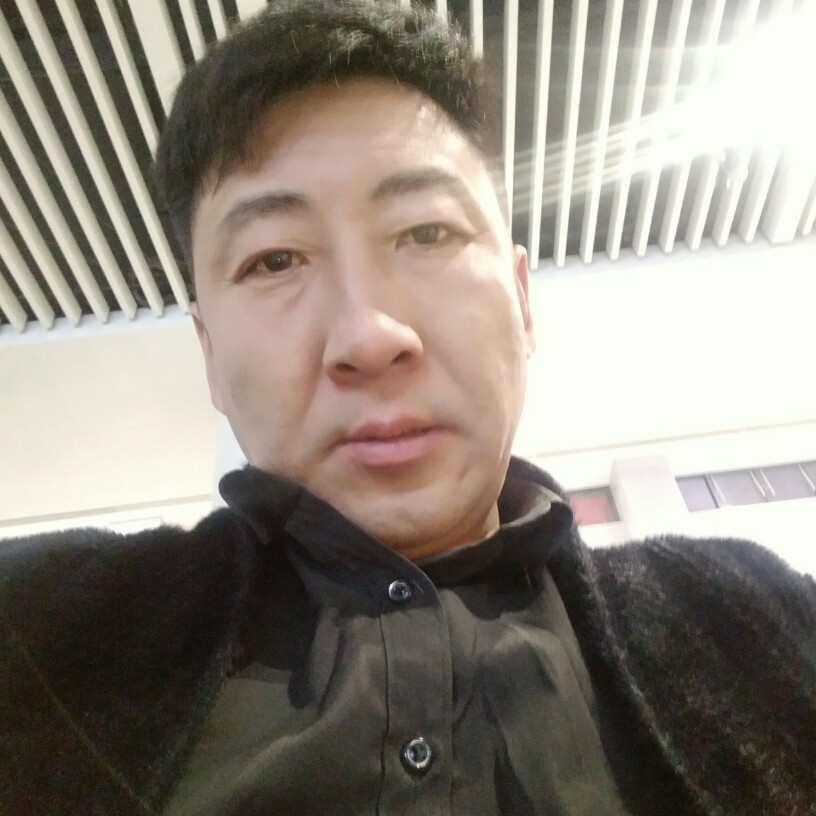 犹豫高山的照片