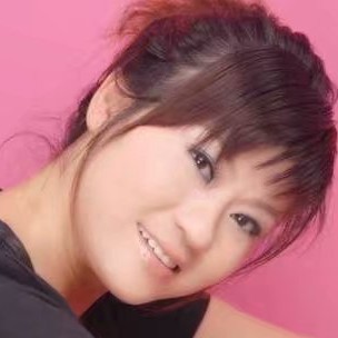 河马浅吻彩色的照片