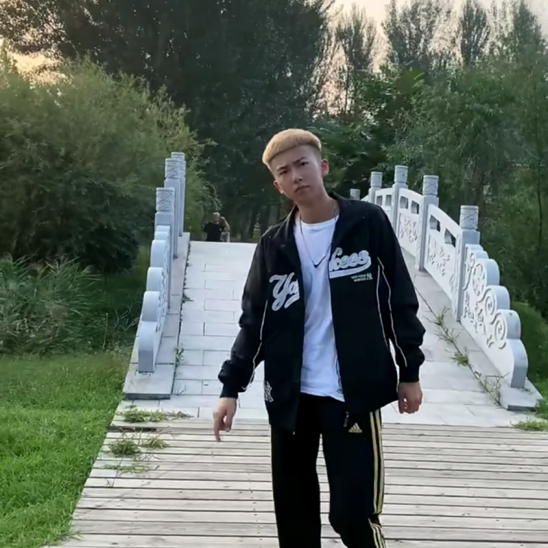 美丽放弃冷眸的照片