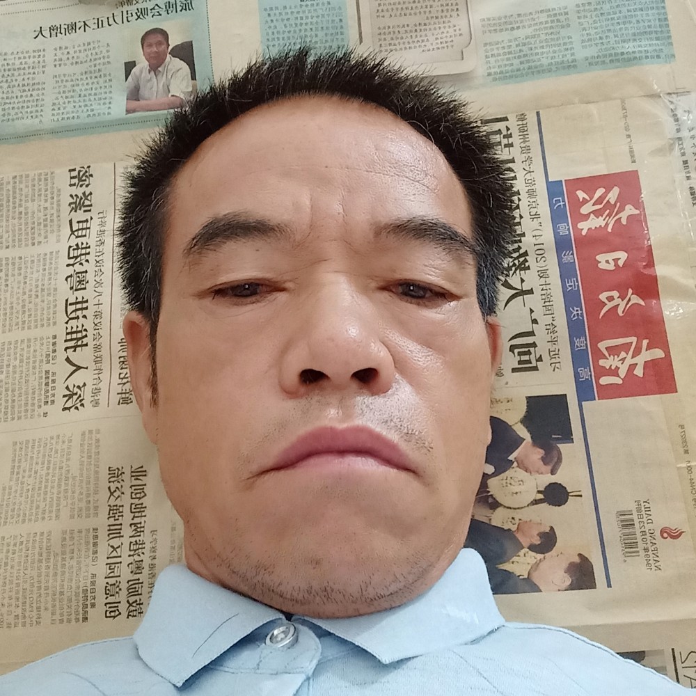 南鸢向甜甜的照片