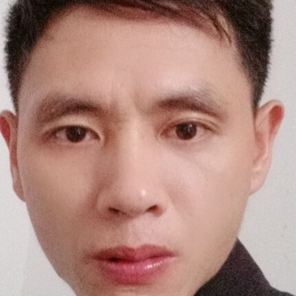 红月缘的照片