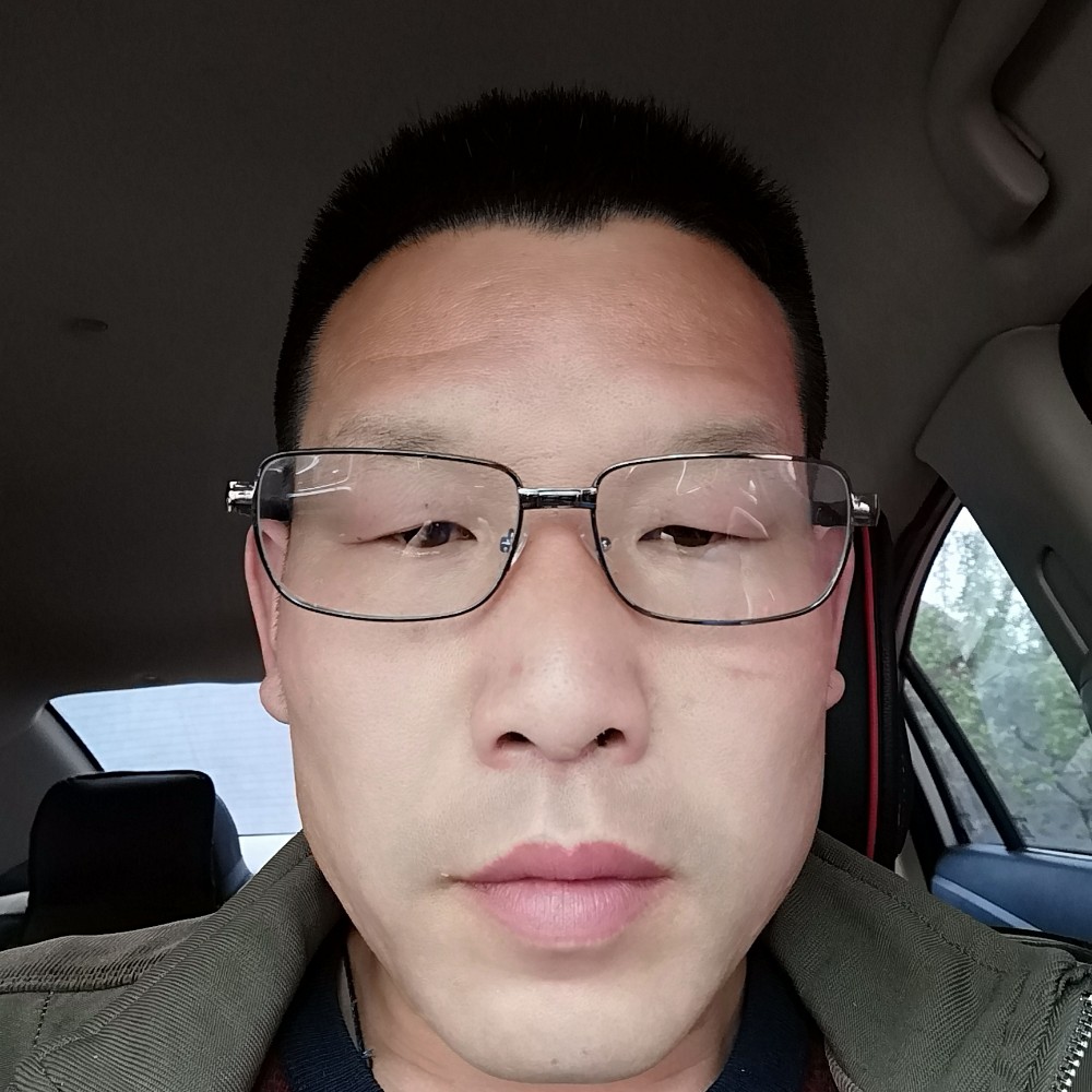 被情伤的男人的照片