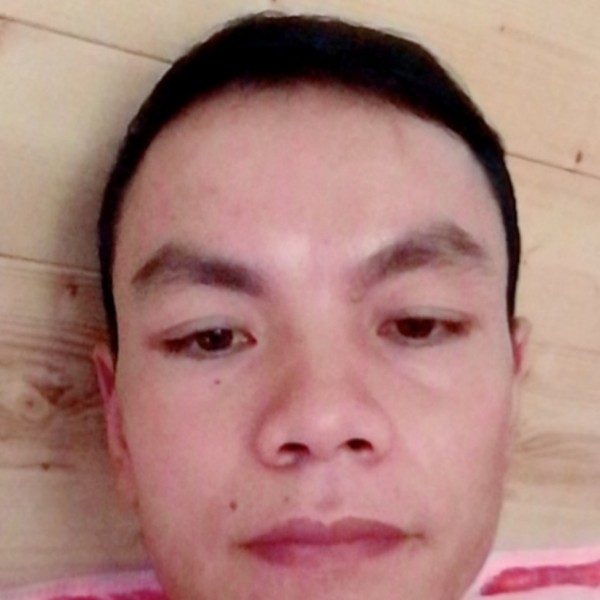 草莓和老迟到的照片