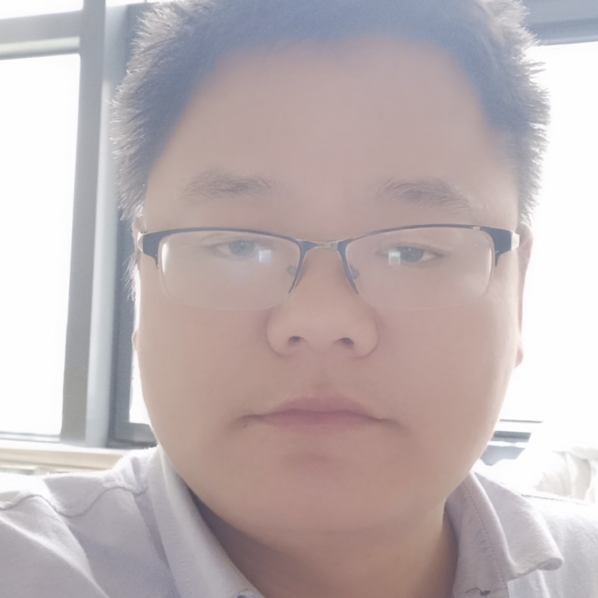 晴天娃娃。的照片