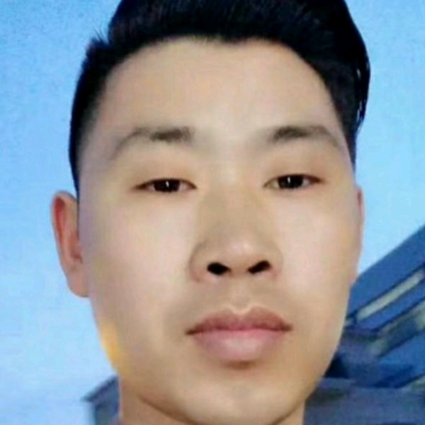 李东辉的照片