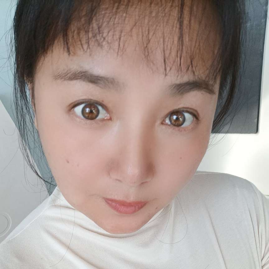 能干蹙眉小甜瓜的照片