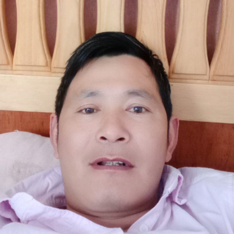 典雅与白云的照片