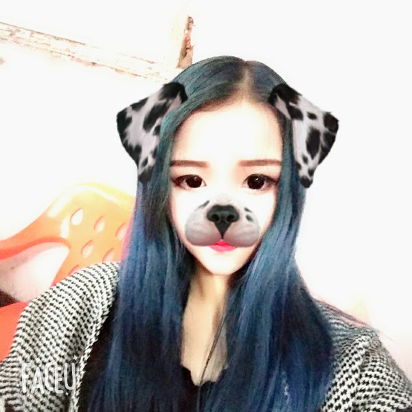 安静板凳的照片