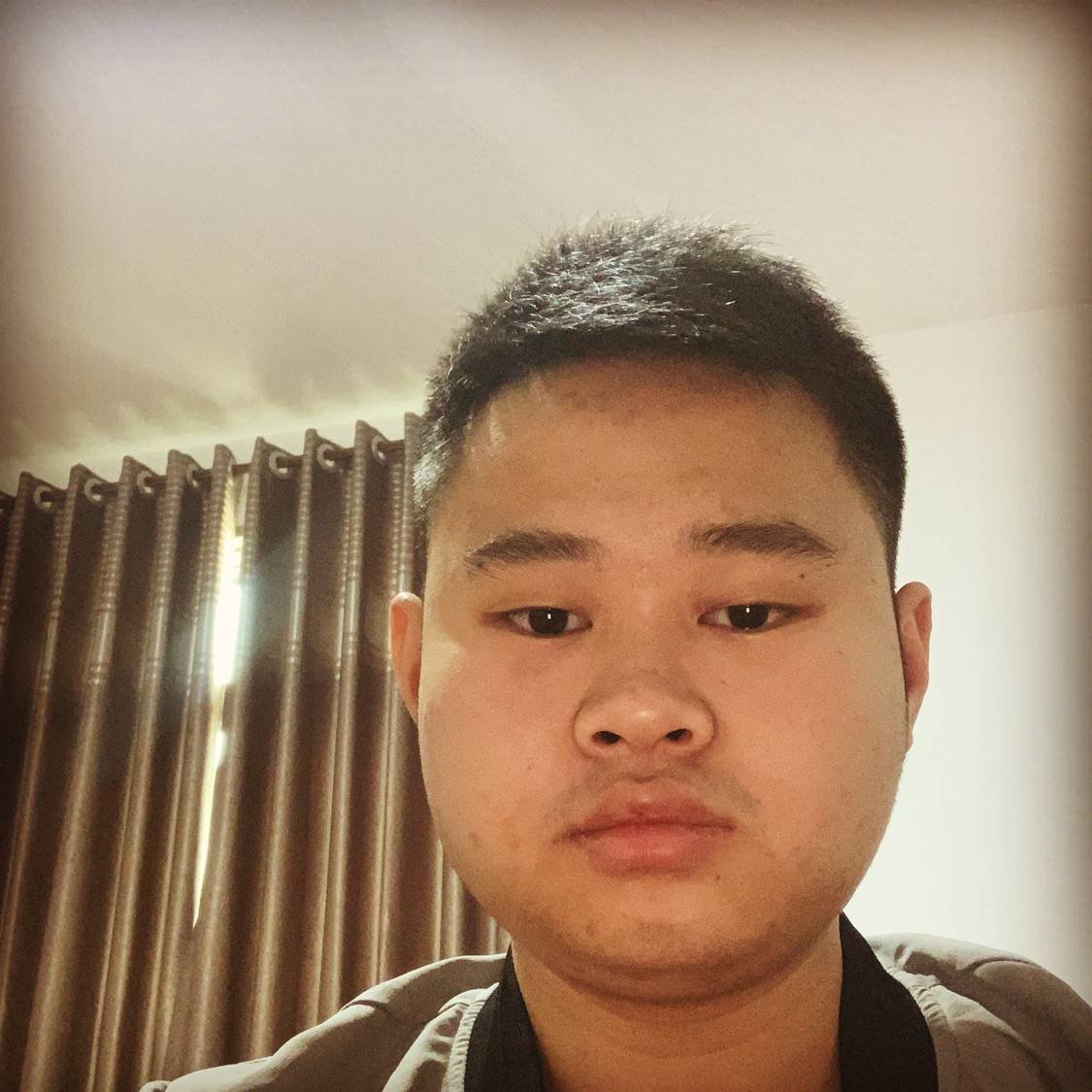 清曲回眸绵密的照片