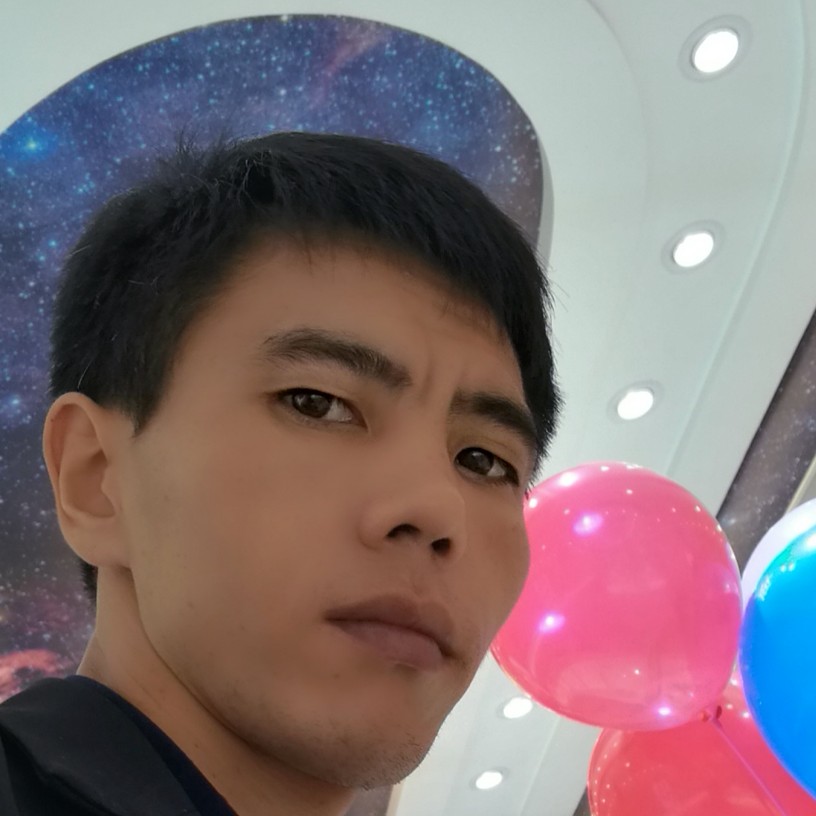 红玫瑰寂寞的照片