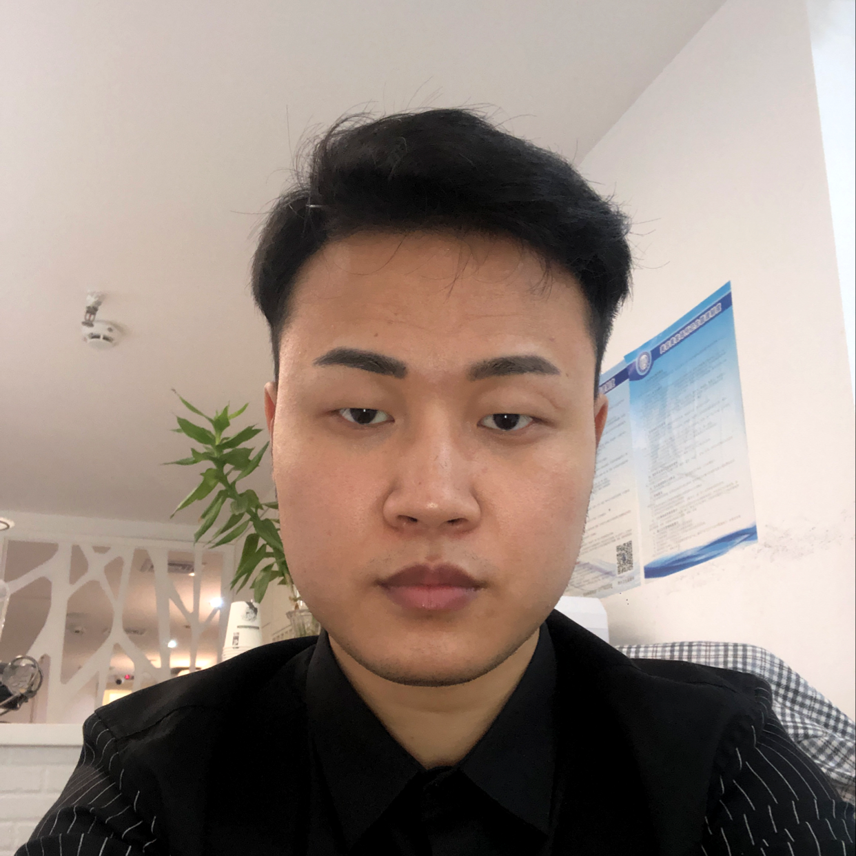 短靴吃醋幸福的照片