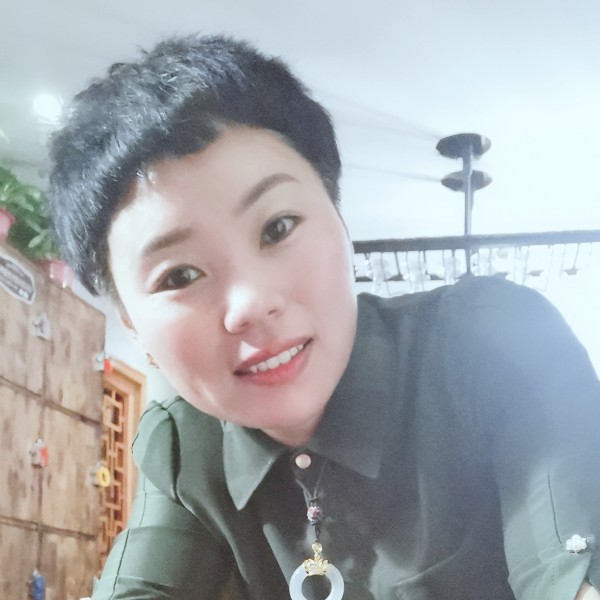 兮颜踢温柔的照片