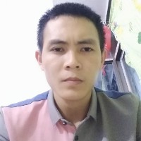 斑驳挽手台灯的照片