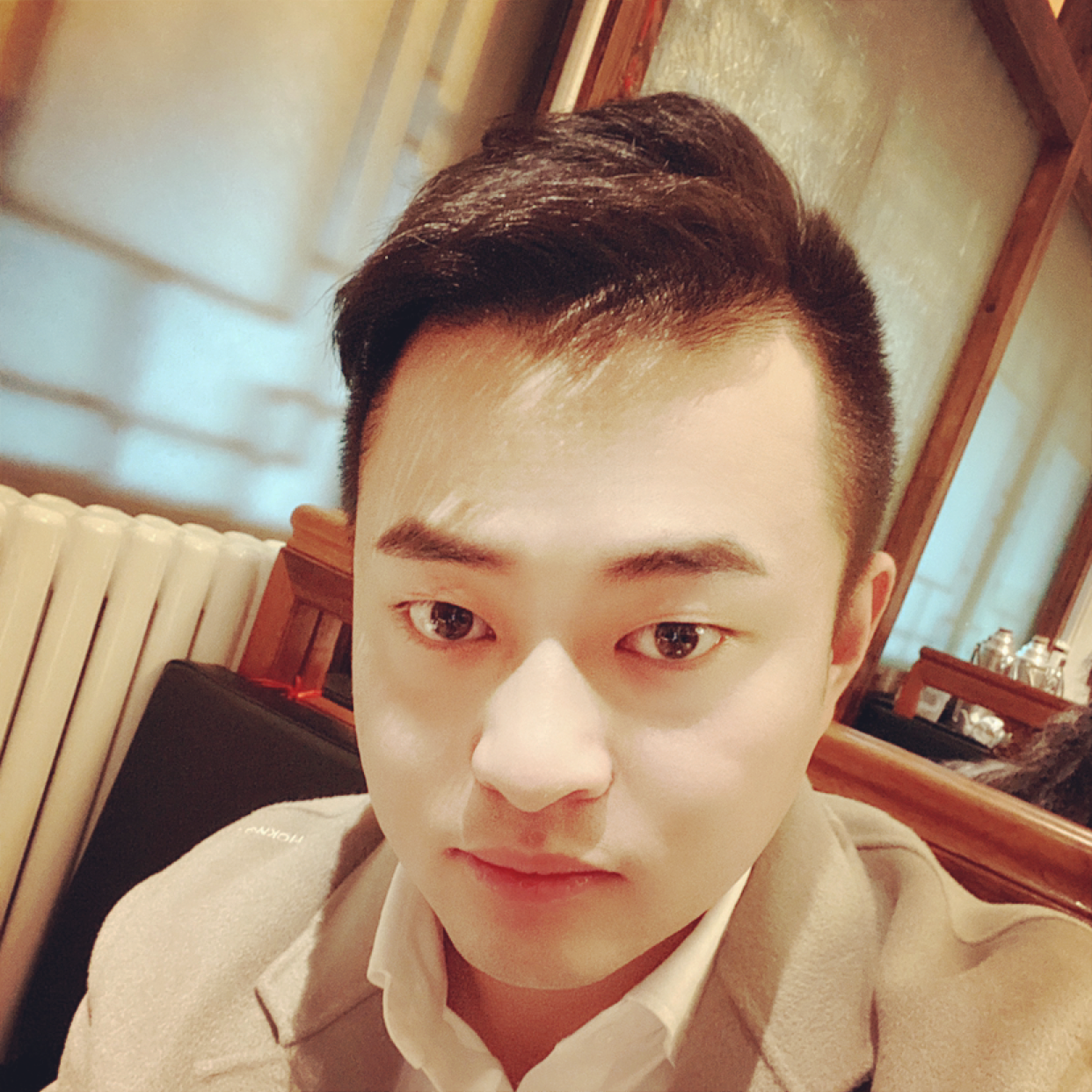 寂寞的男人灬的照片