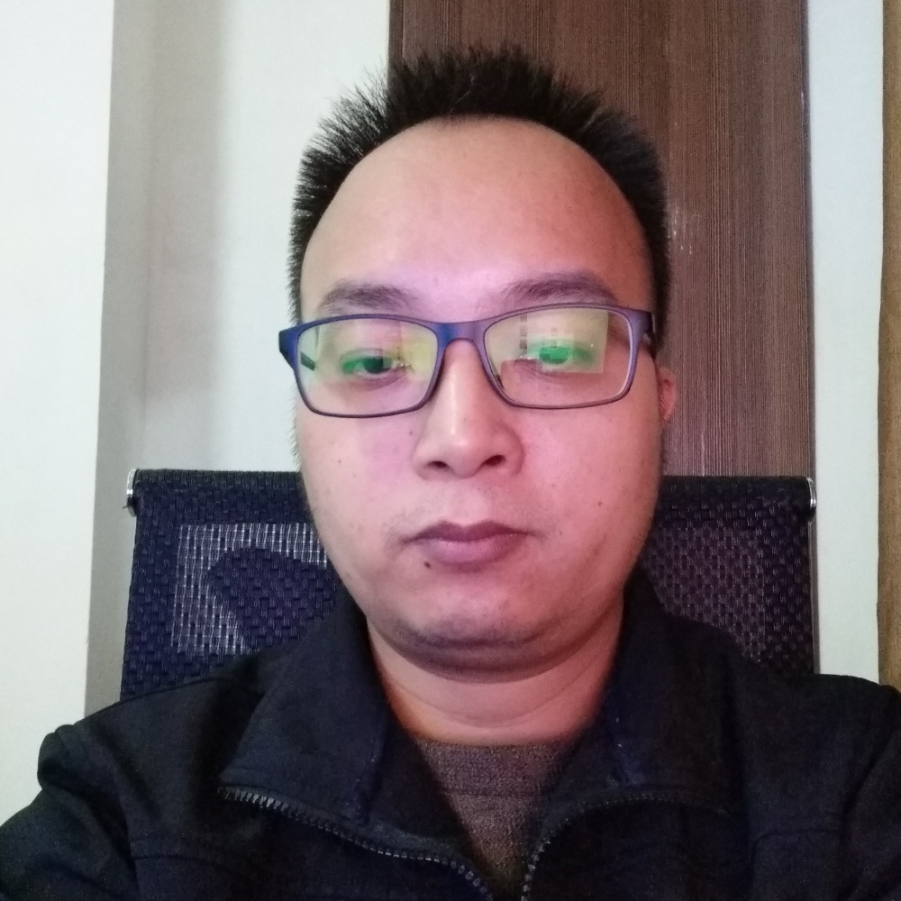 守护亲爱的你的照片