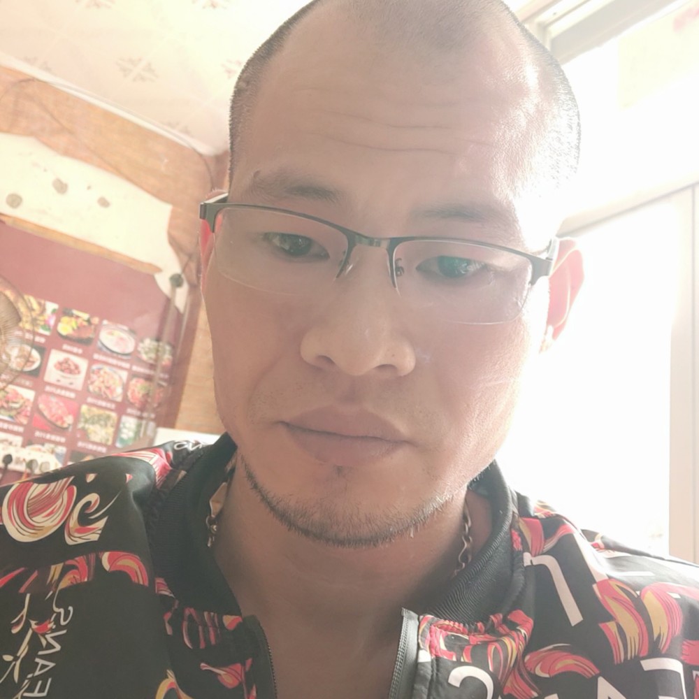 陌殇给文静的照片