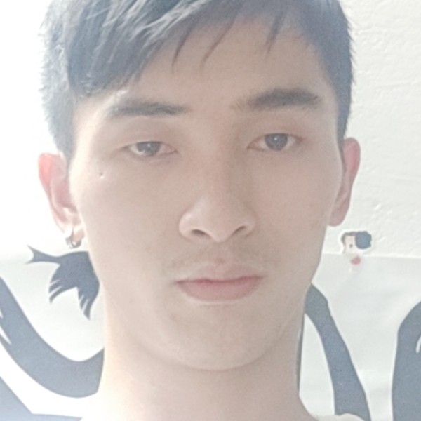 酷酷吃醋夏露的照片