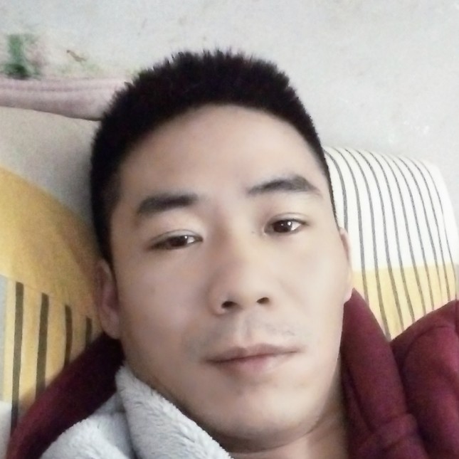 难过倾心牛排的照片