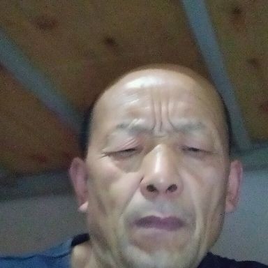 柠檬深拥真淳的照片