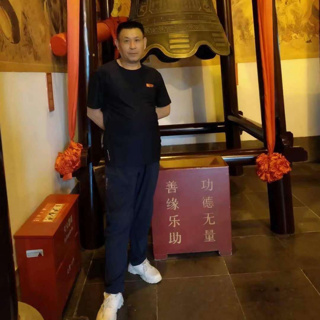 善良保卫花生的照片