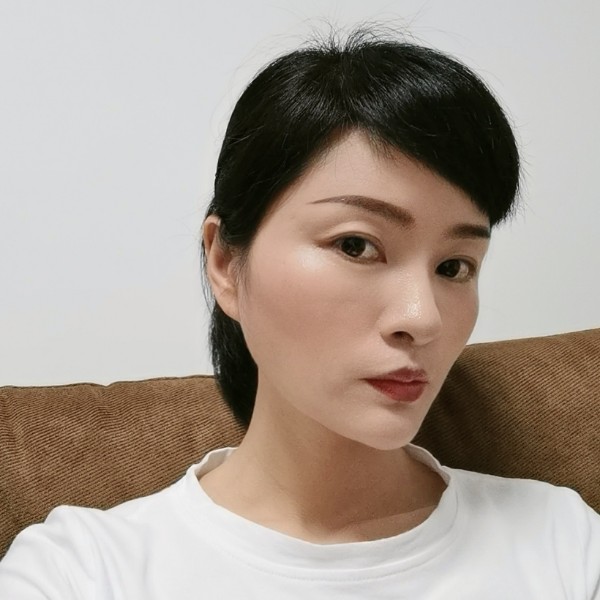 白云朵朵～～的照片