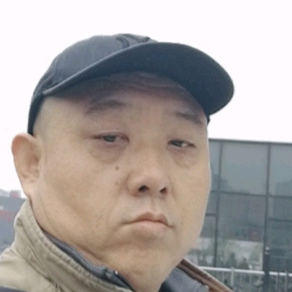 月光笑糊涂的照片