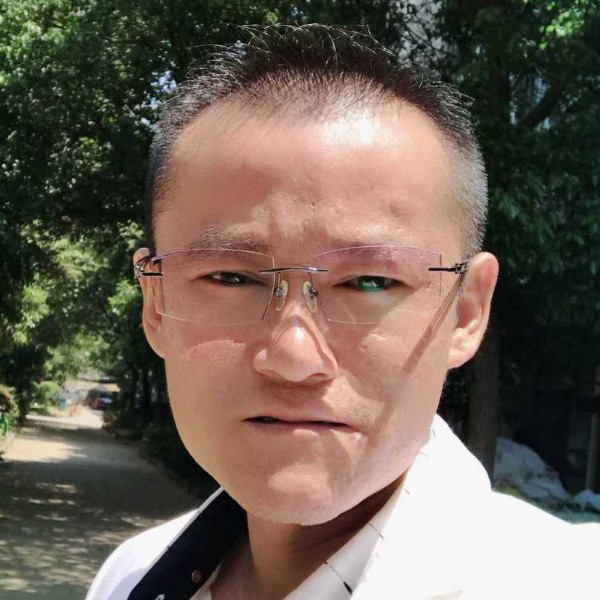 喂票子加油的照片