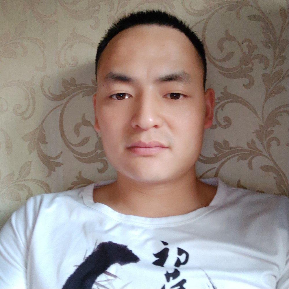 舒适笑大碗的照片