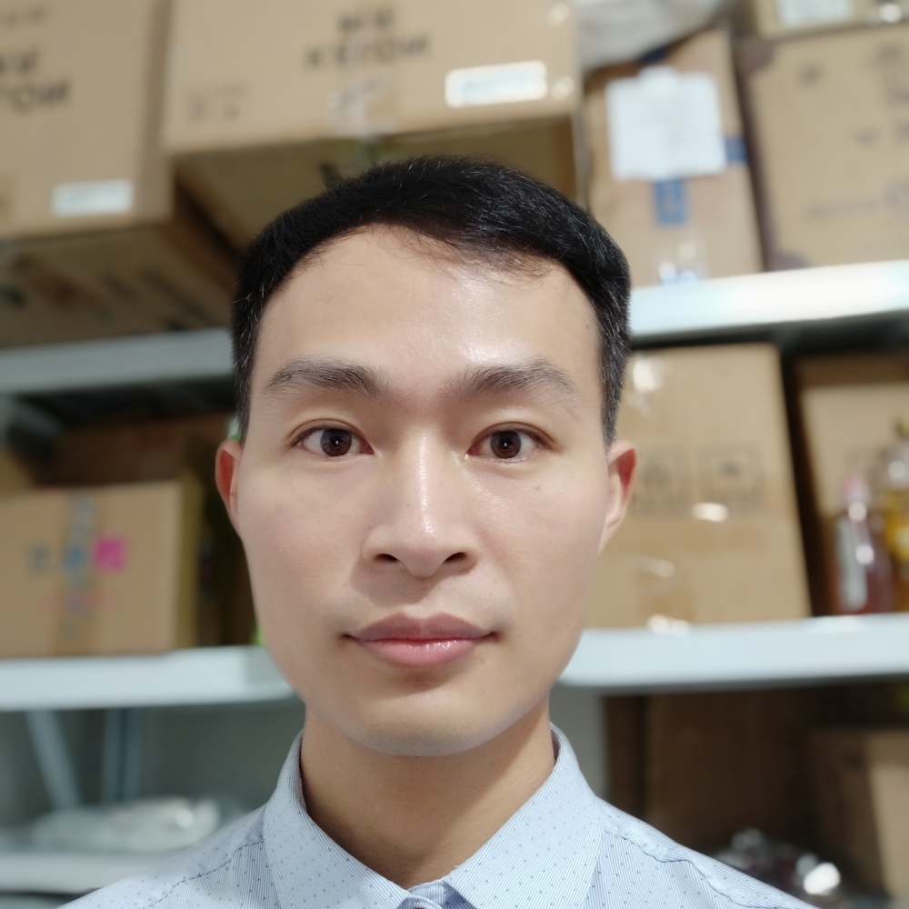 林素＿一个人的照片