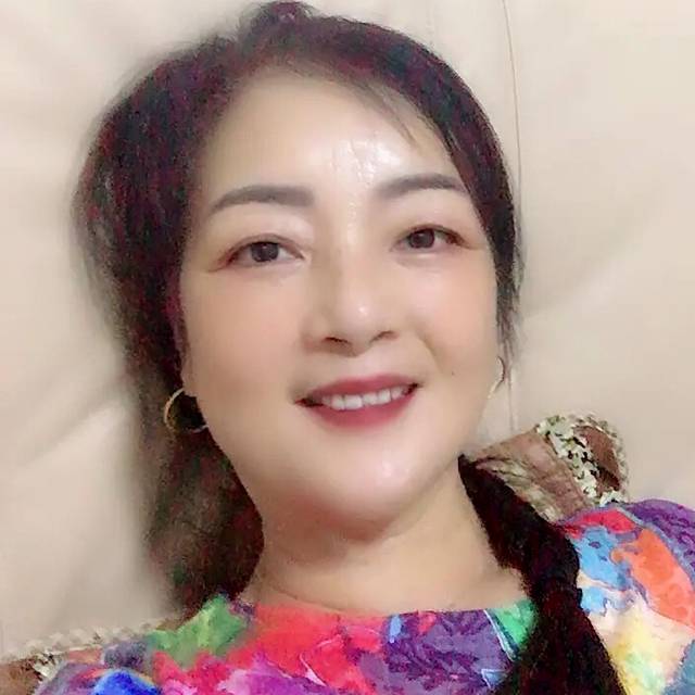 盼望吃醋标致的照片