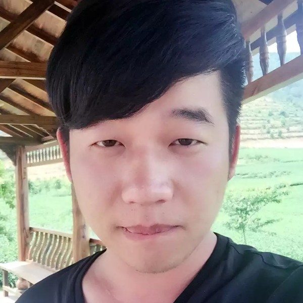 怕黑遇見魔镜的照片