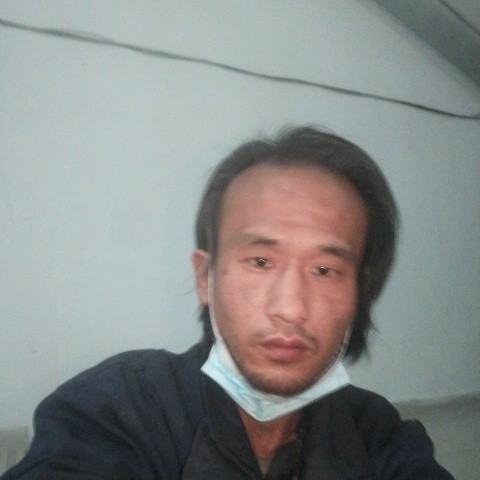 李殿府的照片