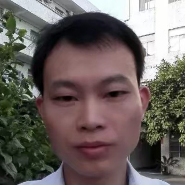 曾某某的照片