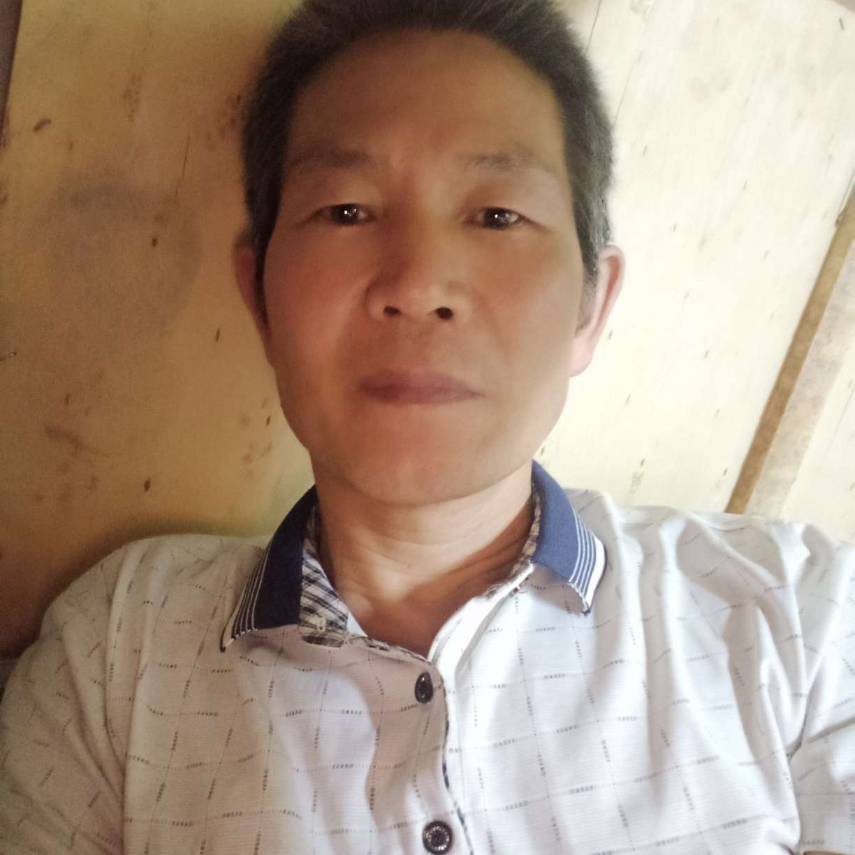 勤奋爱网络的照片