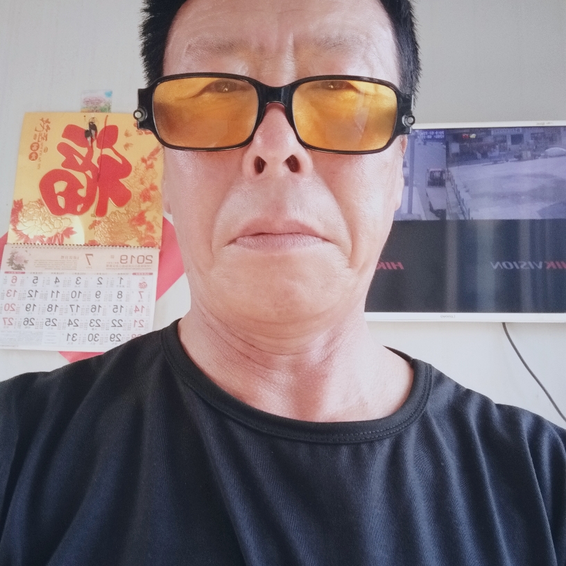 生动挽手柠檬的照片