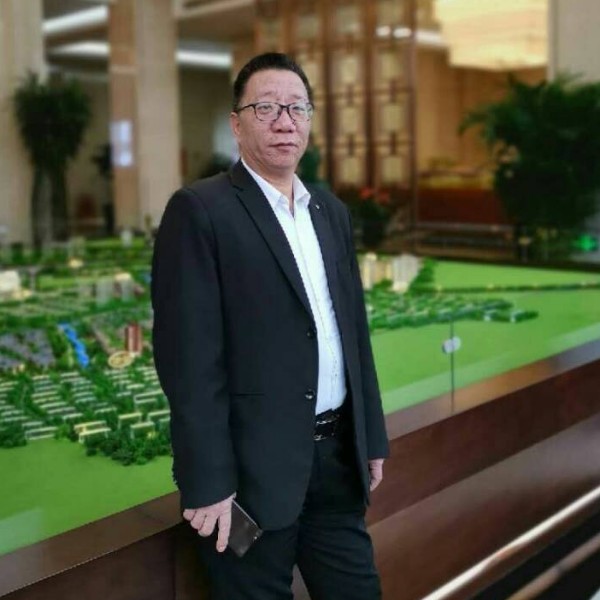 爱情在这里的照片