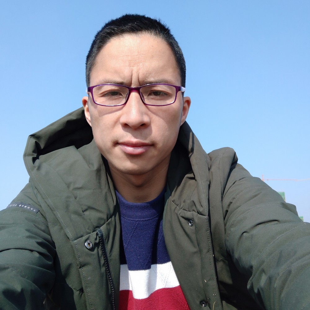 激情有小伙的照片