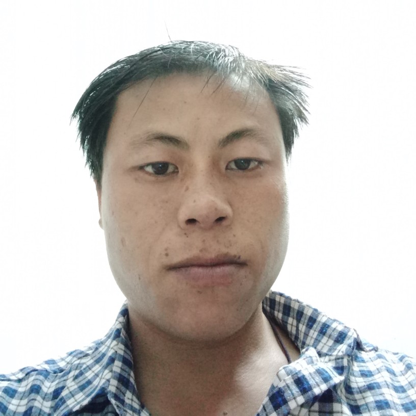 何家健的照片