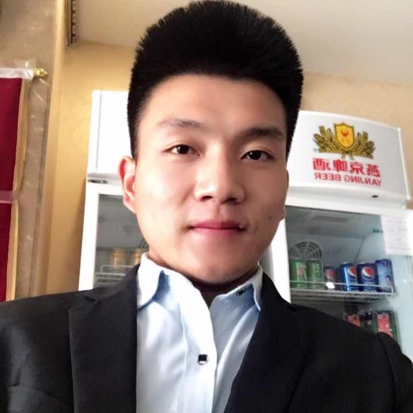 后亦的照片