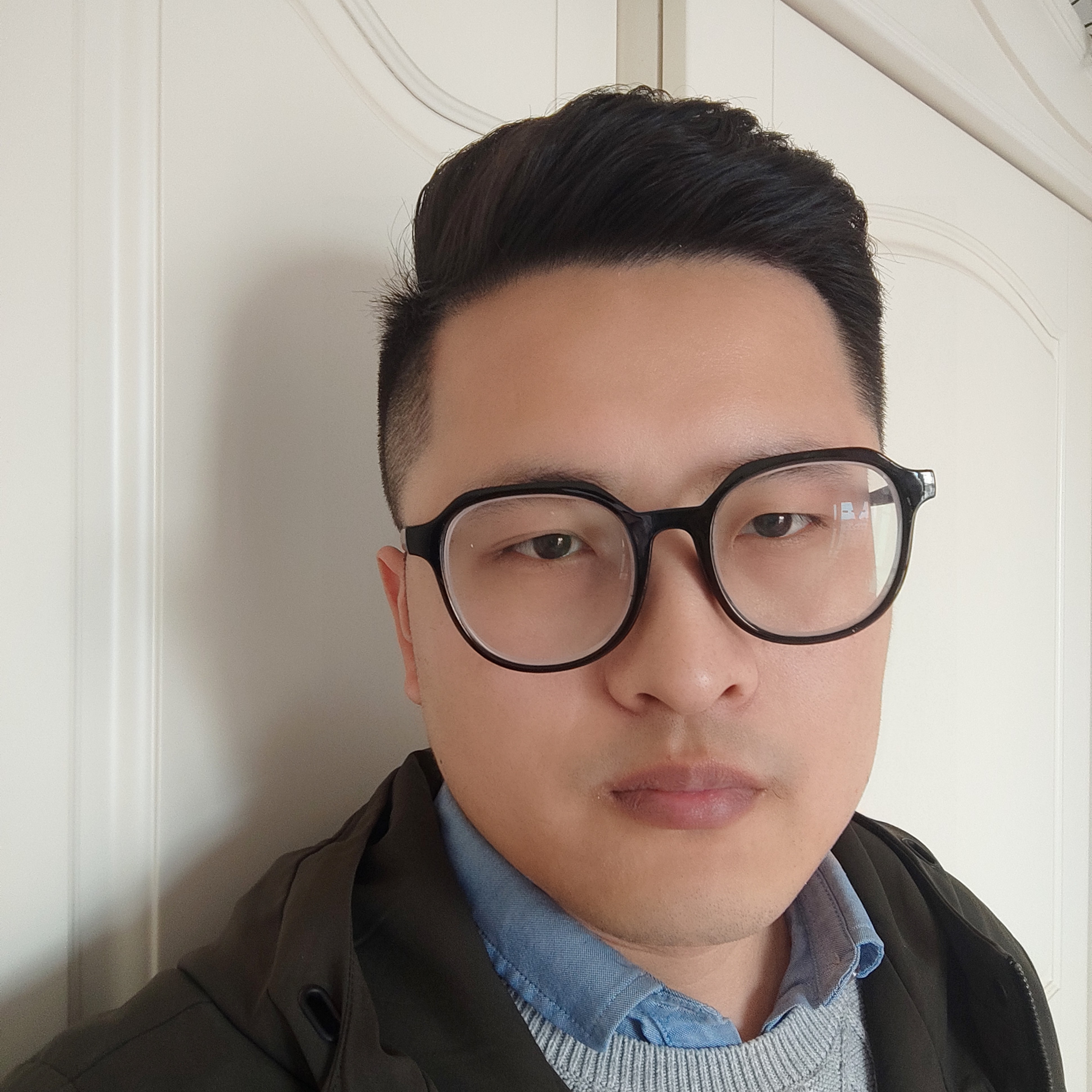 淙淙溪流的照片