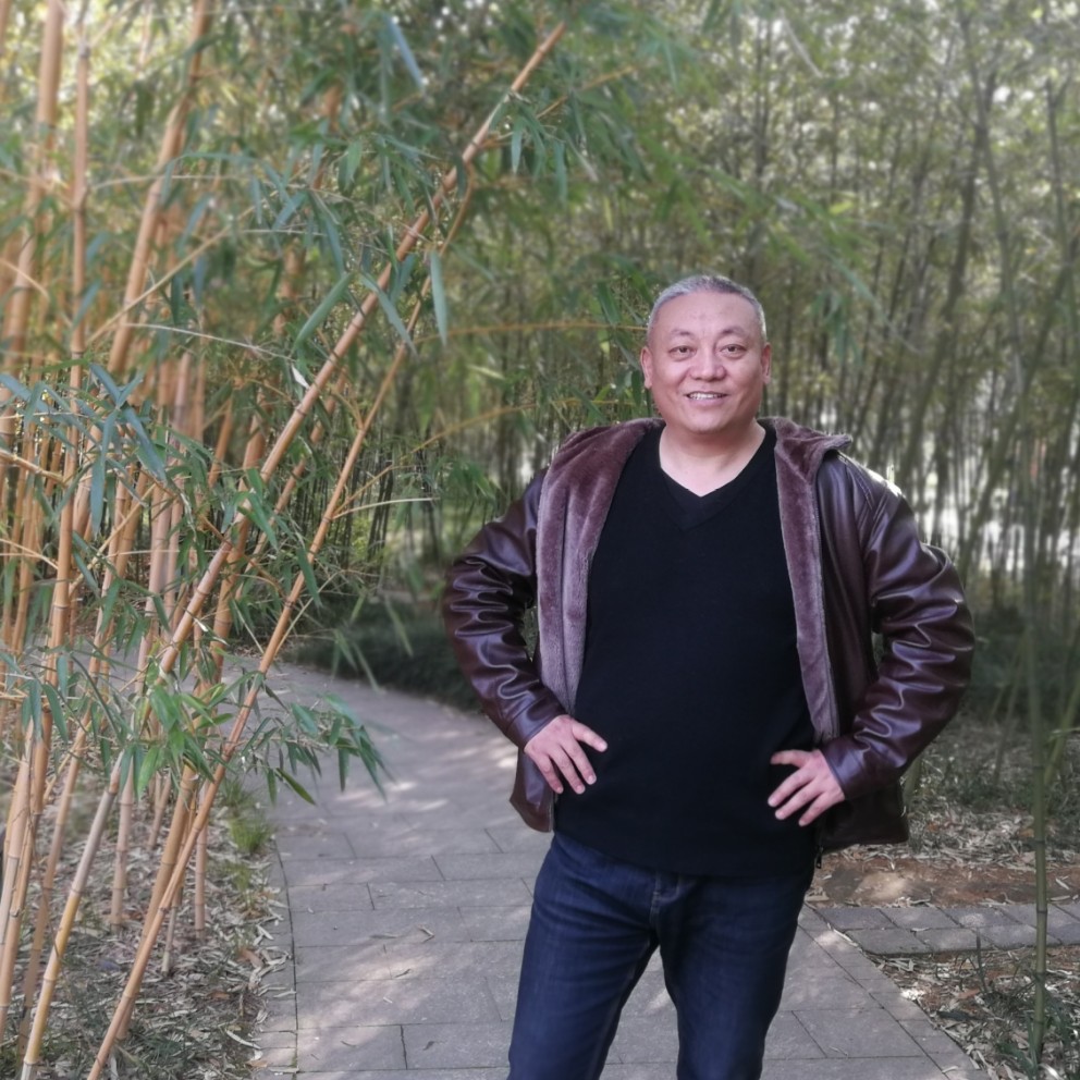 天平平的照片