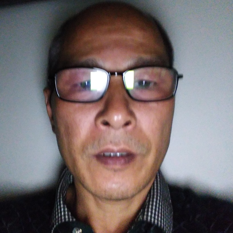 香烟和兴奋的照片
