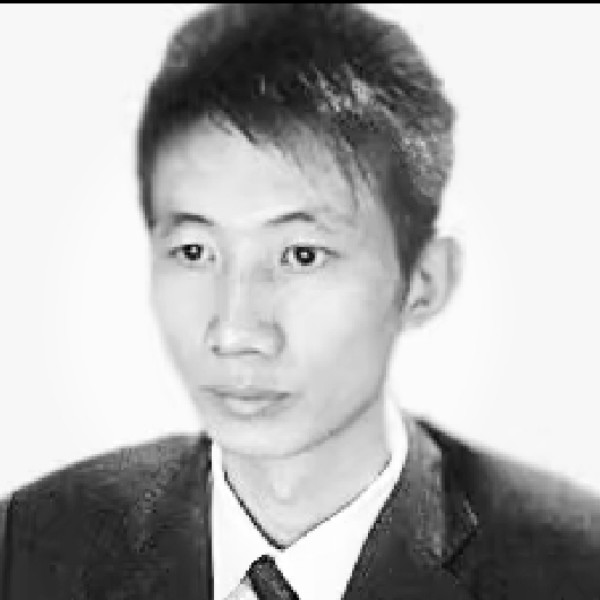 落寞蹁跹大地的照片